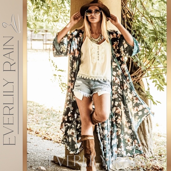 Everlily Rain Tops - LAST ONE! Gorgeous Velvet Trim Kimono Duster